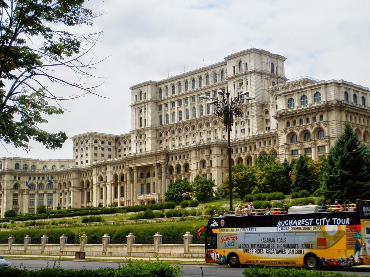 Hotel Rivoli Bucharest Exterior photo